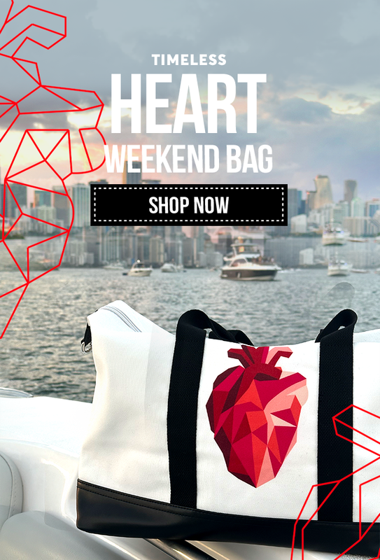 Heart Weekend Bag Free by Oscar Carvallo